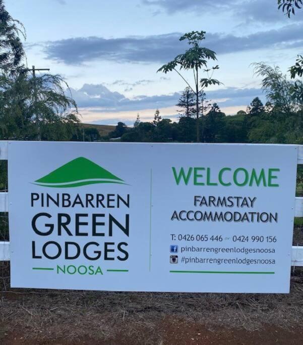 Pinbarren Green Lodges Noosa Bagian luar foto