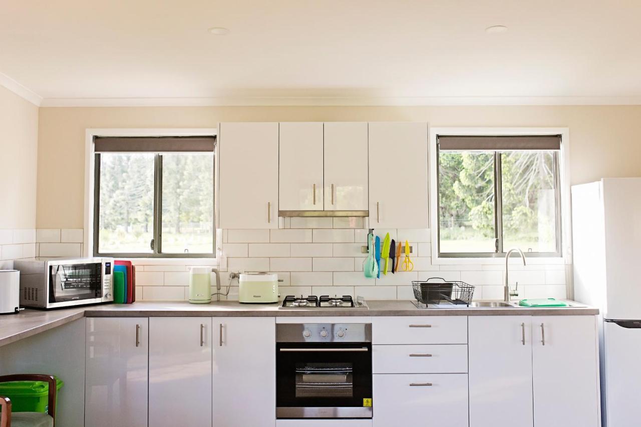 Pinbarren Green Lodges Noosa Bagian luar foto